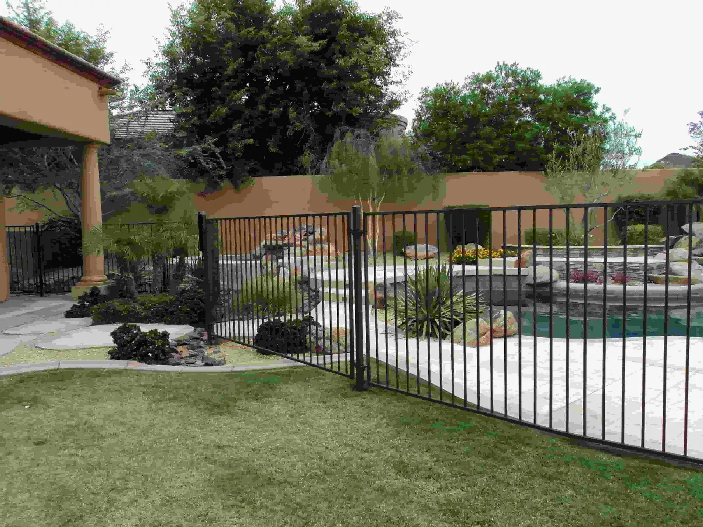 The History of Wrought Iron Fences in Orlando