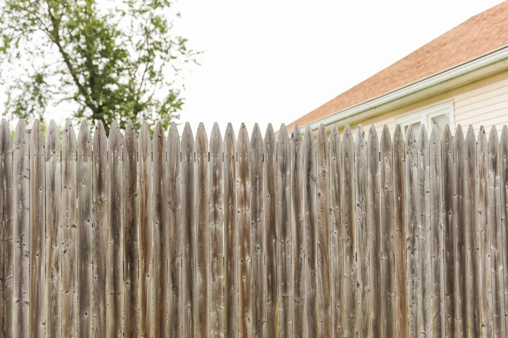 PVC vs Wood vs Aluminum Fence in Central Florida