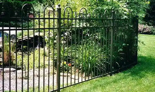 The Concord Fence installed by Wulff Fence