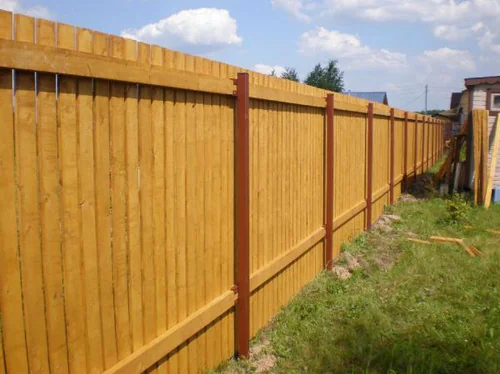 Stockade Fence installed by Wulff Fence in Orlando